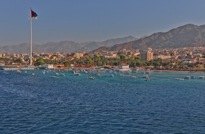 أجواء صيفية السبت والأحد وكتلة هوائية حارة تؤثر على المملكة منتصف الأسبوع