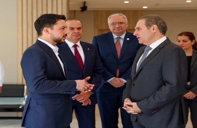 ولي العهد يفتتح مركز الصحة الرقمية الأردني في السلط