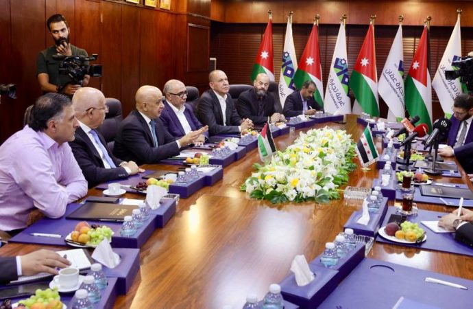 الحاج توفيق :  القطاع الخاص الأردني جاهز للمشاركة بإعادة إعمار سوريا