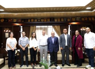 وفد من جامعة ويست السويدية يزور عمان الأهلية لتعزيز التعاون الأكاديمي ضمن برنامج إيراسموس+