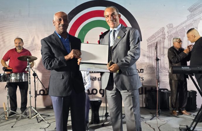 مسرح المصلبة يشهد الحان العود وتراتيل البحارة
