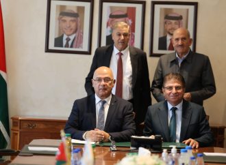 “البوتاس العربية” و”الفوسفات الأردنية” توقعان اتفاقية لإنشاء مجمع صناعي متكامل لإنتاج حامض الفوسفوريك والأسمدة المتخصصة