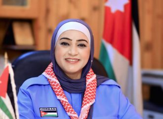رائدة بدر  تُكرَّم بوسام العطاء والوفاء في المؤتمر العربي الإقليمي للمرشدات بالجزائر