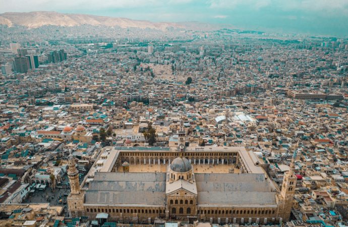 سوريا تندد “بالتوغل العسكري” الإسرائيلي في ريف دمشق