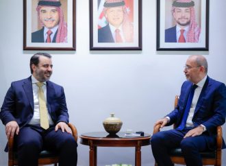 وزير الخارجية يلتقي نظيره السوري قبيل اجتماع ثلاثي بشأن سوريا