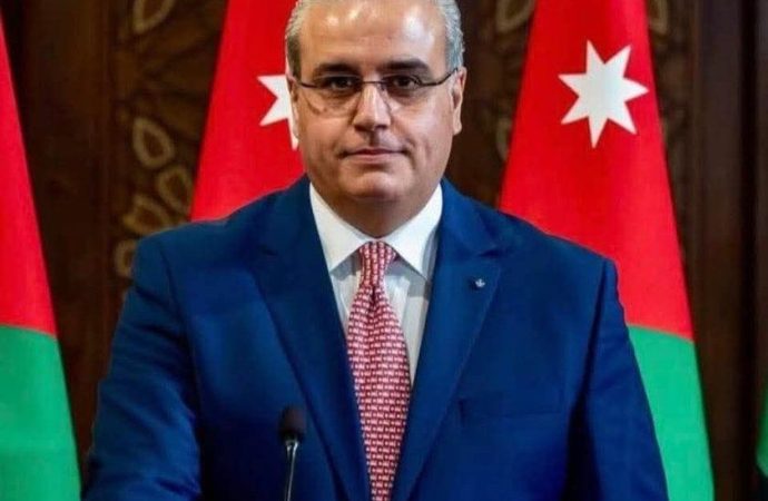 الدكتور طه التميمي يهنئ  معالي الدكتور ابراهيم البدور بالثقة الملكية بتعيينه وزيرا للصحة