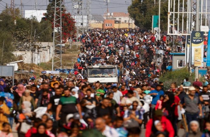 الصليب الأحمر الدولي: من المستحيل تنفيذ إجلاء جماعي لسكان مدينة غزة