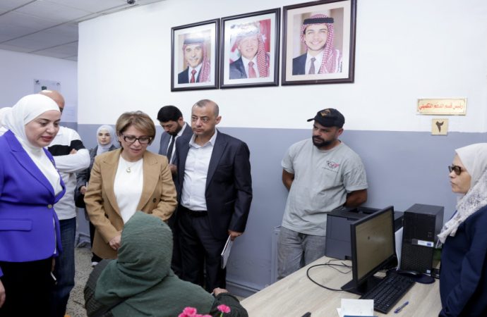 بني مصطفى والبلبيسي تجريان زيارات مفاجئة لمكاتب “المعونة”
