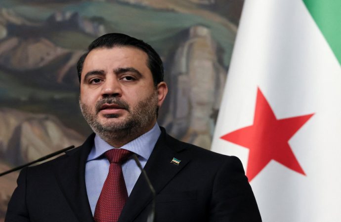 وزير الخارجية السوري يشكر الملك وولي العهد على استضافة نقاشات بشأن مستقبل سوريا