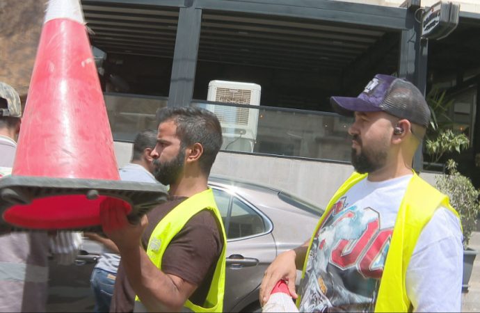 أمانة عمّان: رفع 878 حاجزا إسمنتيا و5100 عائق من الشوارع