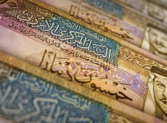 الحكومة تسدد 2 مليار دينار من ديونها خلال النصف الأول من العام
