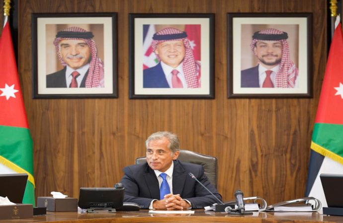 رئيس الوزراء: بدء إعداد البرنامج التنفيذي لرؤية التحديث الاقتصادي خلال أيام