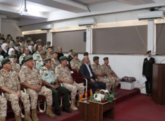 المدير العام للخدمات الطبية يفتتح عيادة “الطنين”