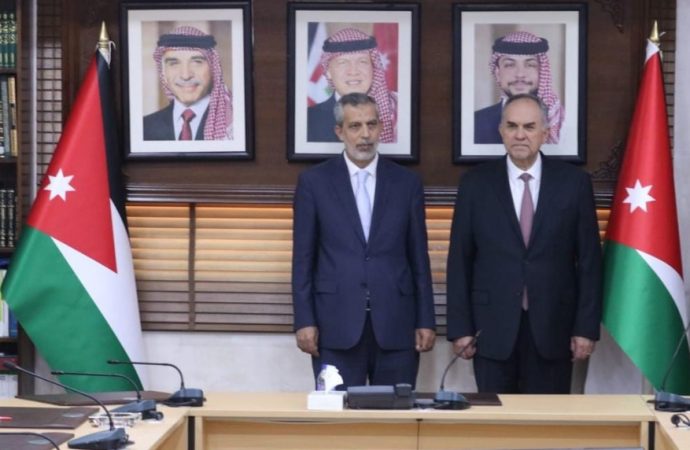 46 محاميا جديدا يؤدون اليمين القانونية أمام وزير العدل