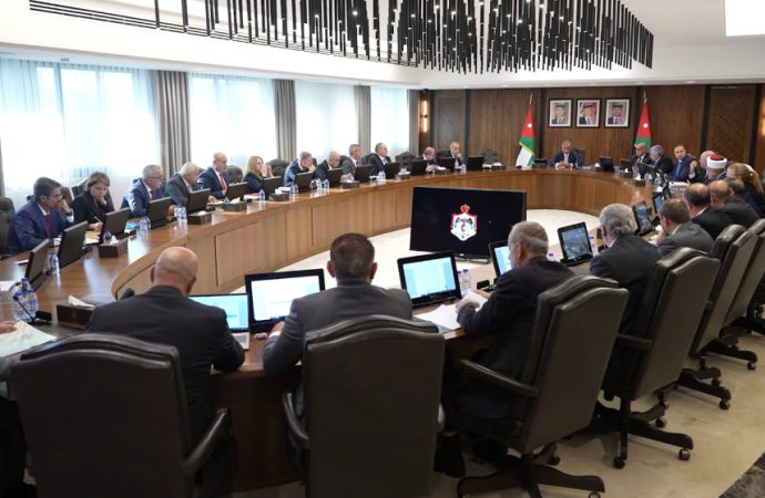 الحكومة توافق على الأسباب الموجبة لنظام معدل لنظام ترخيص السواقين لسنة 2025
