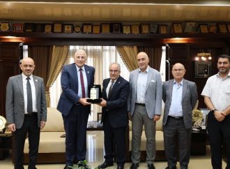 عمّان الأهلية تستقبل رئيس لجنة قطاع العلاج الطبيعي بالمجلس الأعلى للجامعات المصرية