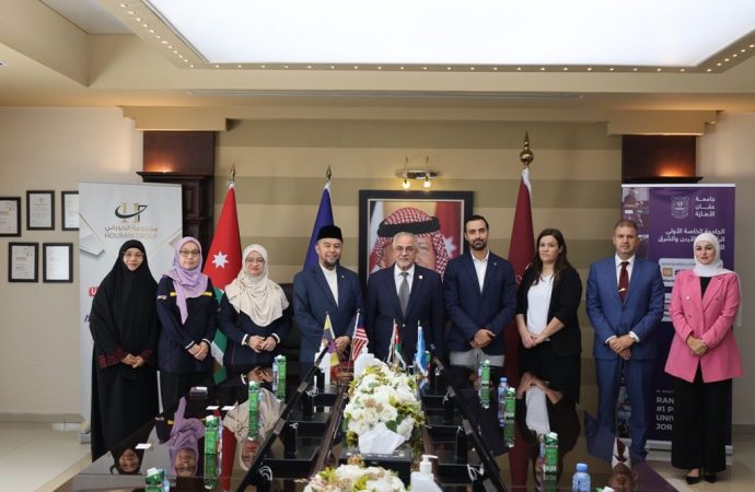 عمّان الأهلية توقّع اتفاقية تعاون مع جامعة التكنولوجيا MARA الماليزية (UiTM)