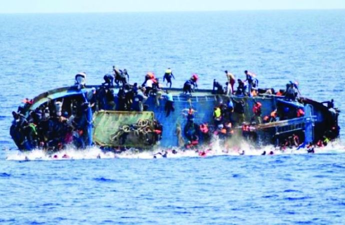موريتانيا.. مصرع 49 شخصا إثر انقلاب قارب يقل مهاجرين وفقدان نحو 100 آخرين
