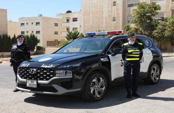 الأمن العام يوسع انتشار دوريات النجدة للشرطة النسائية