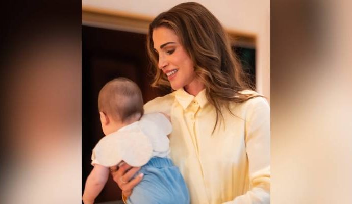 ‘مع أمينتي’.. الملكة رانيا تنشر صورة على إنستغرام تجمعها بحفيدتها