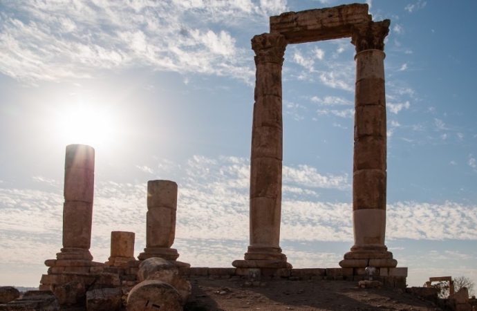 أجواء معتدلة حتى السبت وحارة في الأغوار والعقبة
