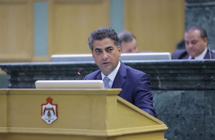 الخصاونة يكتب : إربد والزرقاء.. محافظات مليونية تبحث عن “أمانة كبرى”
