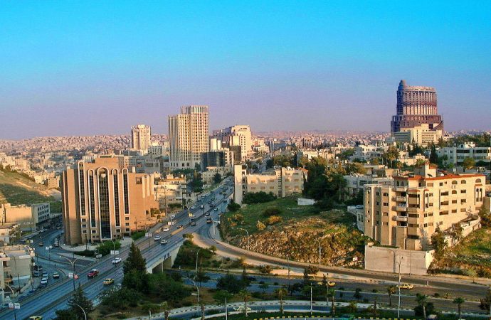أجواء معتدلة في أغلب المناطق اليوم وغدا