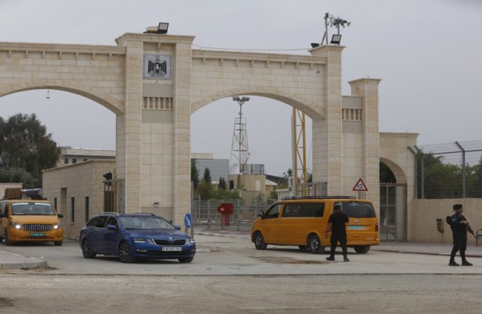 أكثر من 25 ألف مسافر تنقلوا عبر معبر الكرامة الفلسطيني الأسبوع الماضي