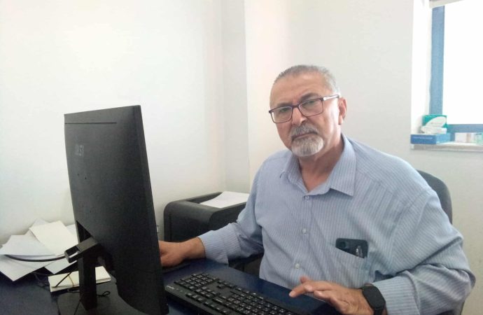 الشوعاني يكتب … الدكتور رياض محمد جمعة قامة وطنية وموسوعة علمية تستحق التكريم .
