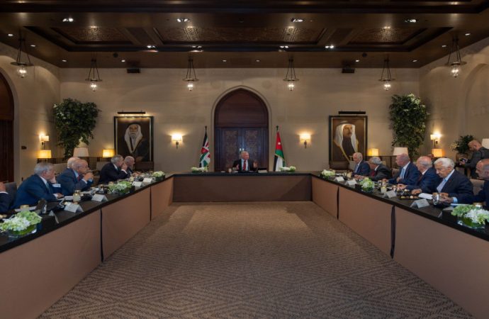 الملك: العدوان الإسرائيلي على قطر هدفه إرهاب المنطقة بالقوة