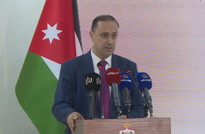 المومني: العقبة تشكل ركيزة استراتيجية في مسيرة التنمية الوطنية