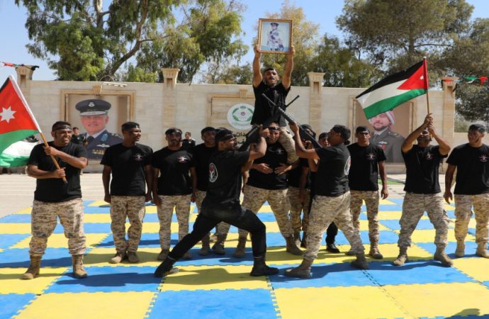 تخريج دورة لياقة المعركة في قيادة سلاح الجو الملكي