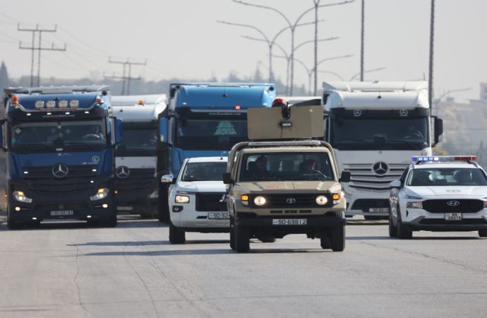 جهود أردنية مكثّفة لإعادة ممر المساعدات لغزة بعد إيقافه بسبب حادثة المعبر