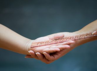 وزير التربية يؤكد منع العقاب البدني وحمل العصا في المدارس تحت طائلة المسؤولية