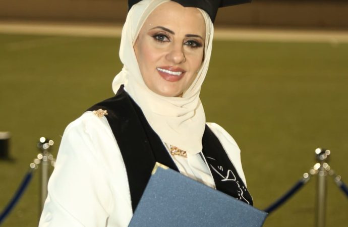 خولة  قاسم  مبارك تخرجكم بدرجة البكالوريوس في  تخصص التمريض