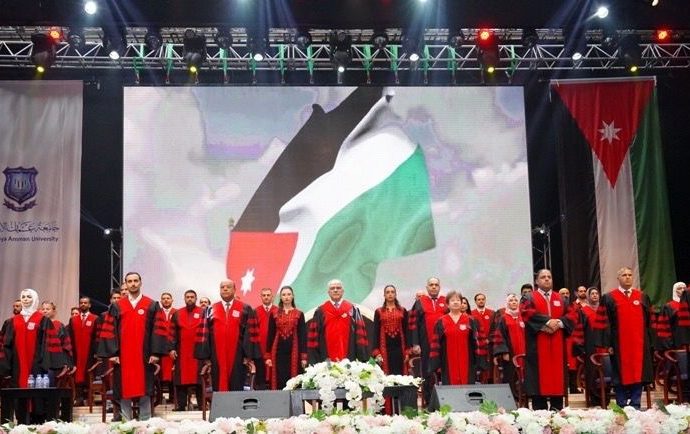 أ.د.حمدان يرعى احتفال عمان الاهلية لليوم الثاني بتخريج طلبة الفصل الصيفي من الفوج 32