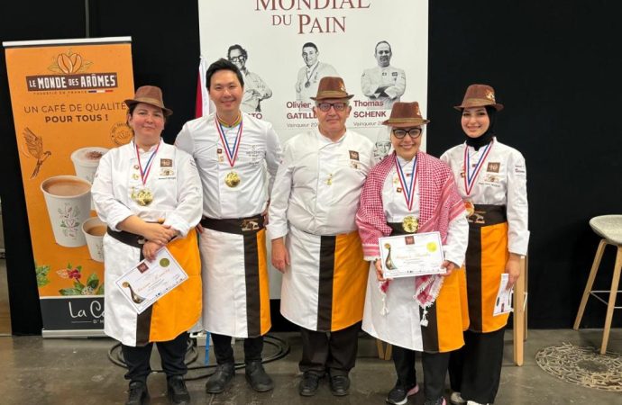 عمّان الأهلية تفوز بالمركز الأول في المونديال العالمي للخُبز بفرنسا