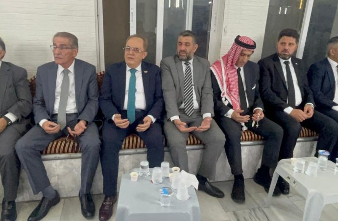 مندوباً عن الرئيس السوري احمد الشرع .. وزير التعليم العالي يقدم التعازي بوفاة والد السفير الأردني في دمشق