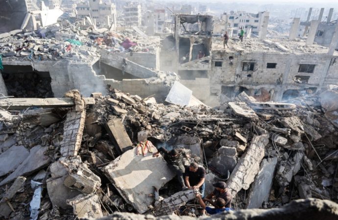 الأمم المتحدة بعد إدخال 24 ألف طن من المساعدات إلى غزة: مجرد قطرة في محيط