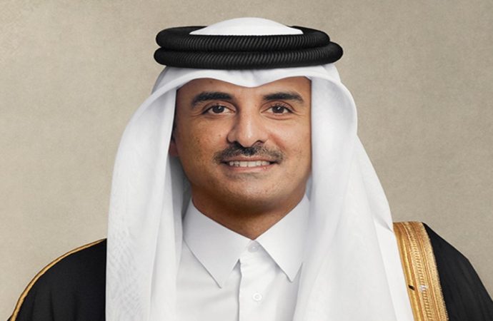أمير قطر يندد بـ “مواصلة خرق وقف إطلاق النار” في غزة