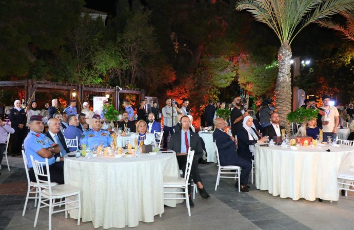بالصور : إدارة مراكز الإصلاح والتأهيل تطلق الحملة التسويقية “فرصة ثانية بروح جديدة” لدعم وتسويق متجر مشغولات ومنتجات النزلاء “صنع بعزيمة” .