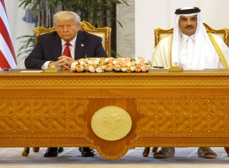 البيت الأبيض: ترامب سيلتقي أمير قطر خلال توقفه في طريقه إلى ماليزيا