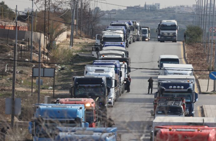 “الخيرية الهاشمية”.. عامان من شريان الإغاثة المتواصل للقطاع المنكوب