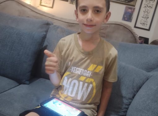 الطفل يوسف  الدلق  يطفئ شمعته السابعة  .