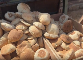 المخبز الأردني يكثف عمله في وسط غزة
