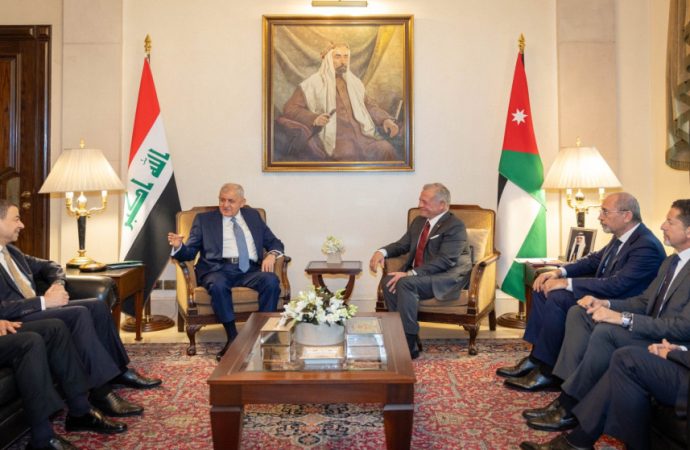 الملك والرئيس العراقي يبحثان جهود استعادة الاستقرار في المنطقة