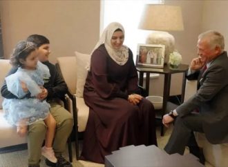 “بي بي سي” تبث اليوم وثائقيا حول الجهود الإغاثية الأردنية في غزة يتضمن مقابلتين مع الملك والملكة