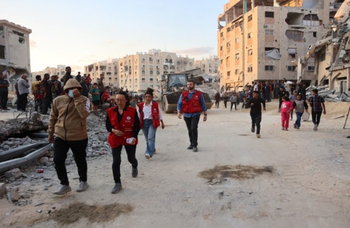 صحة غزة: تسلّمنا 15 جثة لشهداء فلسطينيين عبر الصليب الأحمر