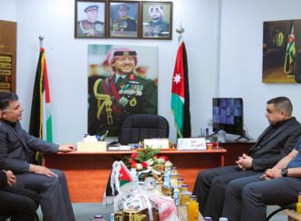 محافظ نابلس يشيد بدور المستشفى الميداني الأردني بتقديم الخدمات الطبية