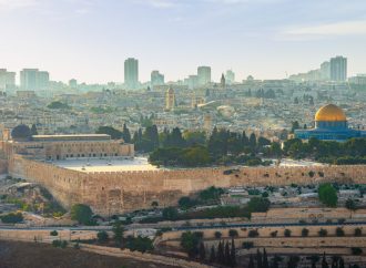 مستشار محافظ القدس الهدنة في غزة لم تثنِ الاحتلال عن التصعيد في القدس